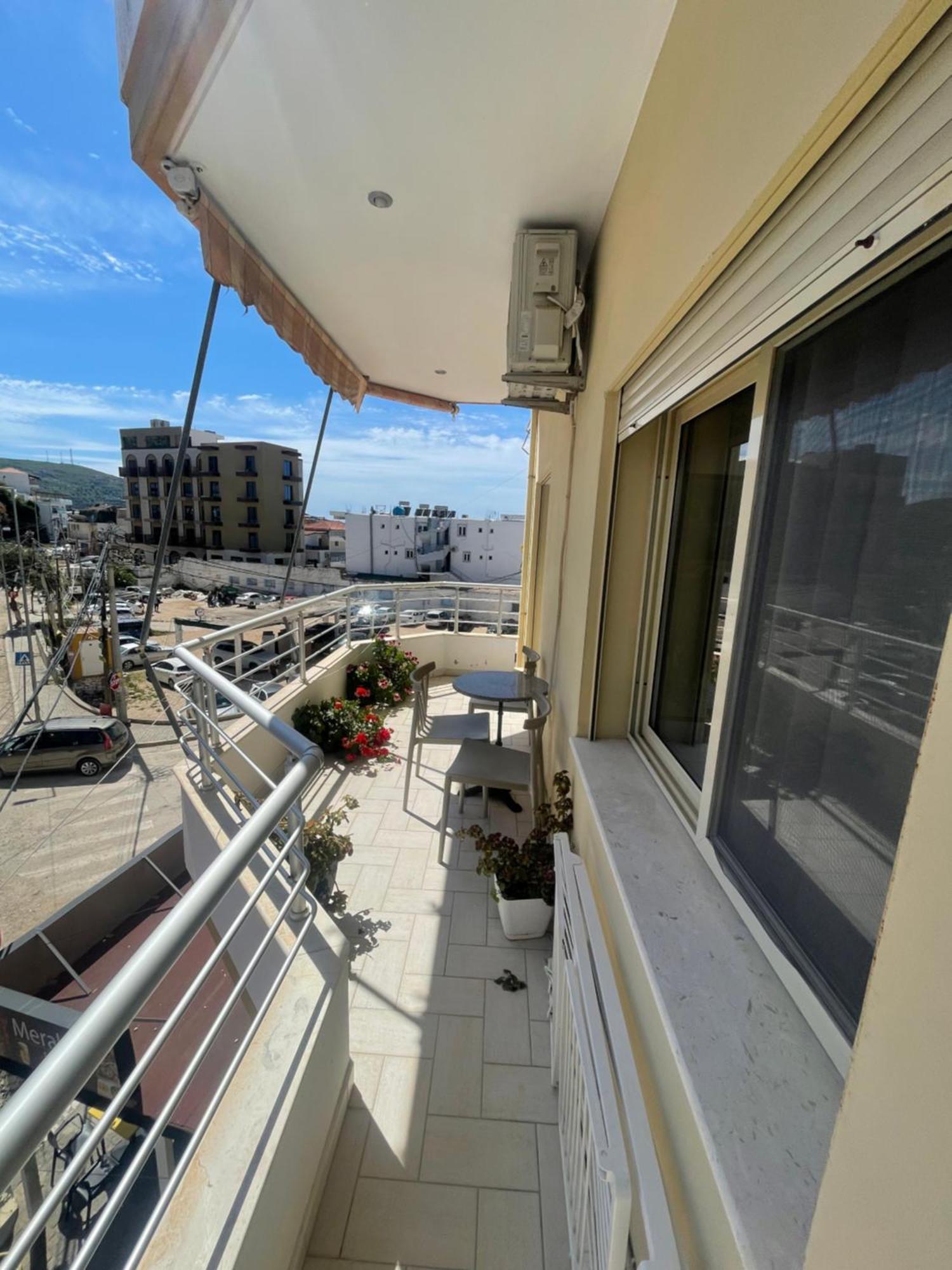 Central Apartament Himare Exterior photo